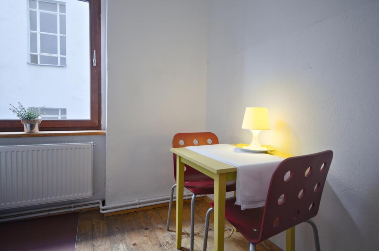 Courtyard Apartment Berlin Bagian luar foto